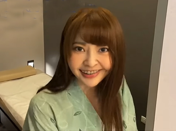 日本網紅 五十嵐幸子 享受6星集按摩 #按摩 #腳底按摩 #全身按摩 #6星集 #六星集 #foot