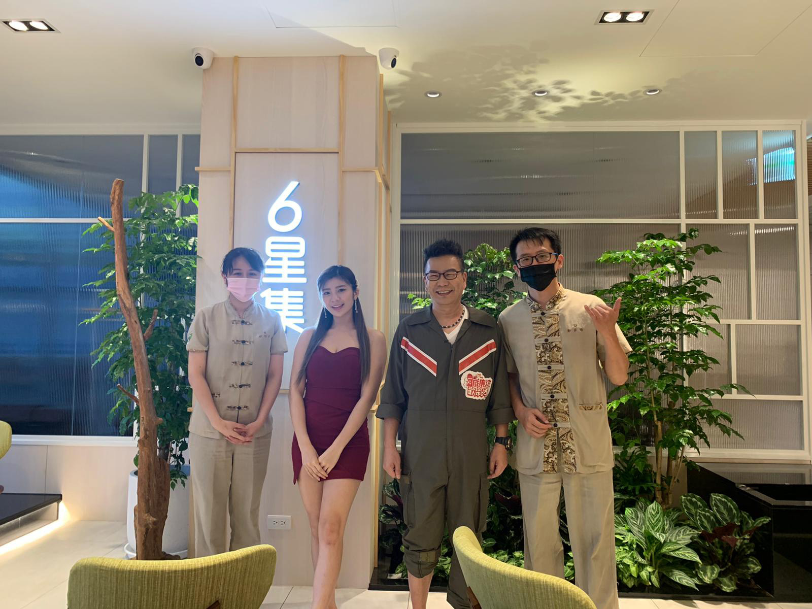 綜藝天王沈玉琳，威廉沈來到6星集大直店學習按摩